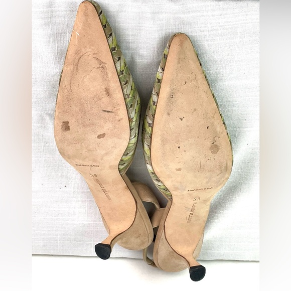 Manolo Blahnik Pointy Suede Pumps Size 39 Made in Italy Multi Shades of Greens - Picture 6 of 7